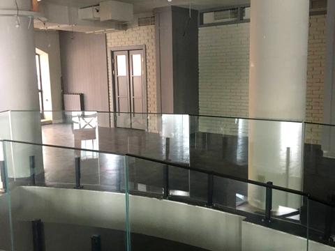 комерційна за адресою Володимира Івасюка просп. (Героїв Сталінграду), 4-А