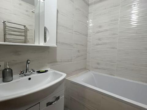 квартира по адресу Героїв Крут ул. (Комунарів), 4/1