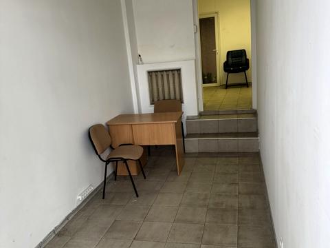 комерційна за адресою Краснова вул., 17