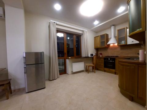 квартира за адресою Дмитріївська вул. (Дмитрія Донського), 1