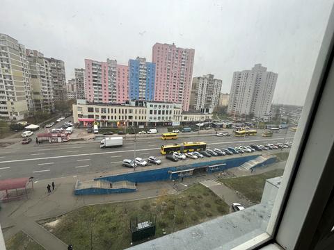 квартира по адресу Червоной Калины просп. (Владимира Маяковского), 68