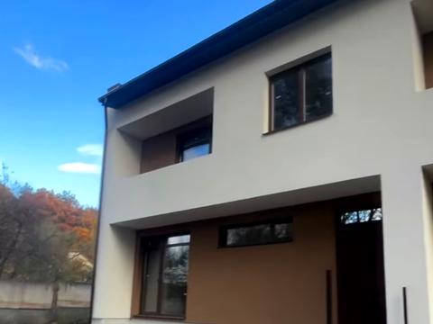 будинок за адресою с. Оброшине, Садова