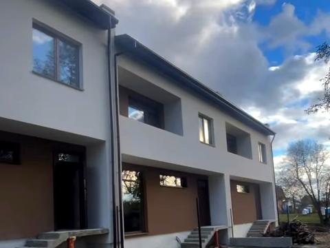 будинок за адресою с. Оброшине, Садова