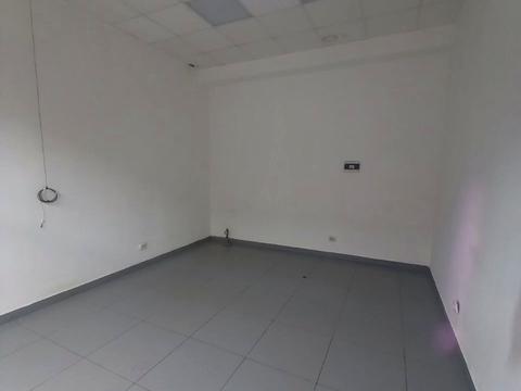 комерційна за адресою Парусний пров., 9