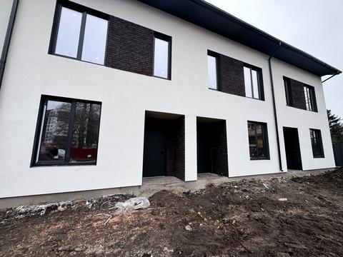 будинок за адресою Ольги Кобилянської вул. (Достоєвського), 1