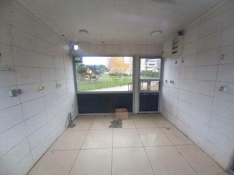 комерційна за адресою Слобожанський просп. (ім. газети Правда), 1-Б