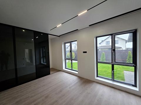 будинок за адресою Прикордонна