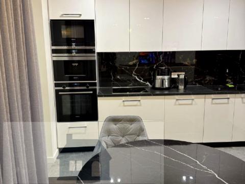 квартира за адресою Миру вул., 1а