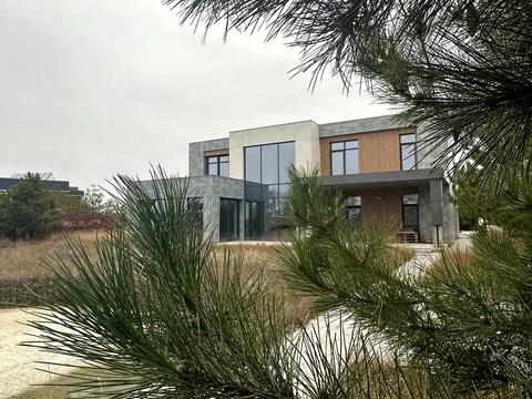 будинок за адресою Центральна