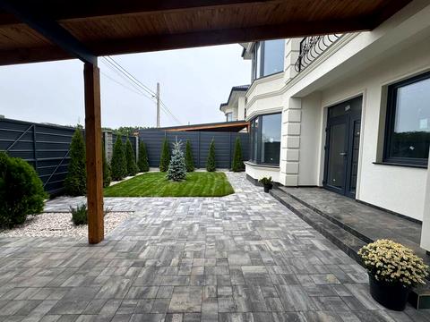 будинок за адресою Прикордонна