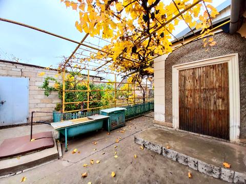 будинок за адресою Запорізька вул., 114