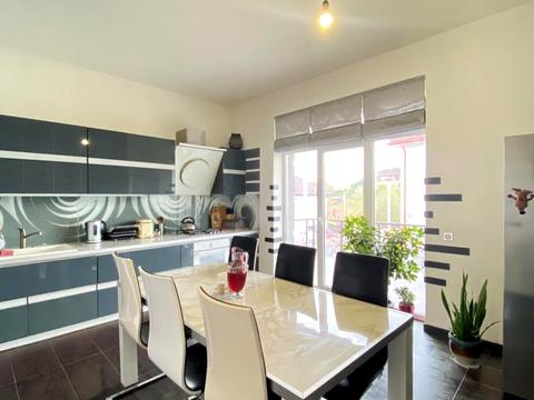 дом по адресу Вишнёвая ул.