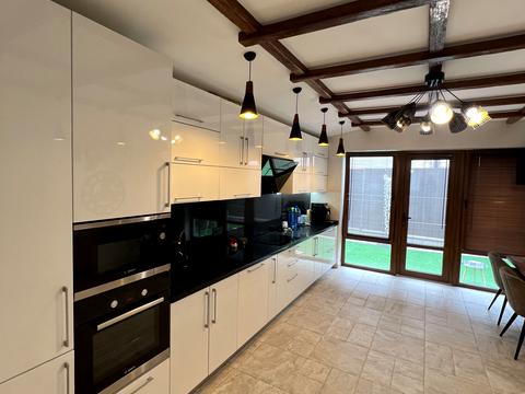 дом по адресу Жемчужная ул.