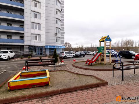 квартира за адресою Миколи Ушакова вул., 1-Б