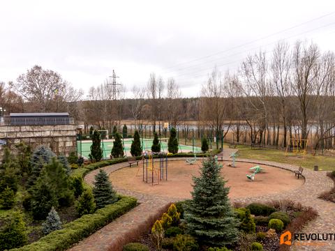 квартира за адресою Миколи Ушакова вул., 1-Б