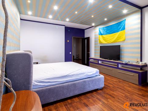 квартира за адресою Миколи Ушакова вул., 1-Б