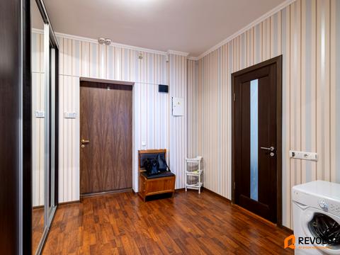 квартира за адресою Миколи Ушакова вул., 1-Б