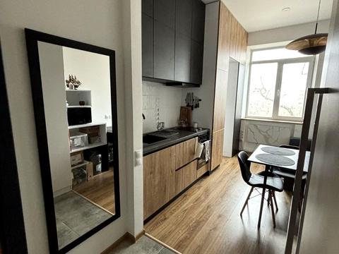 квартира за адресою Олександра Кошиця вул. (Караваєва), 3