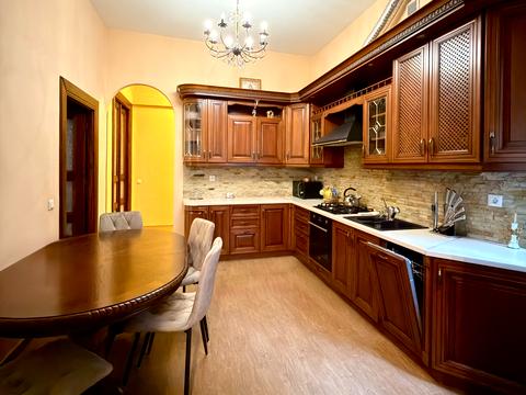 квартира по адресу Ивана Гонты ул., 8