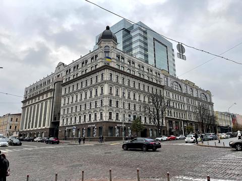 коммерческая по адресу Богдана Хмельницкого ул., 17/52