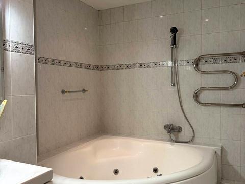 квартира за адресою Приозерна вул., 10