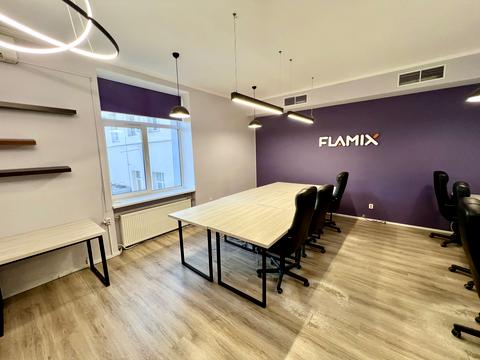 комерційна за адресою Героїв УПА вул., 73