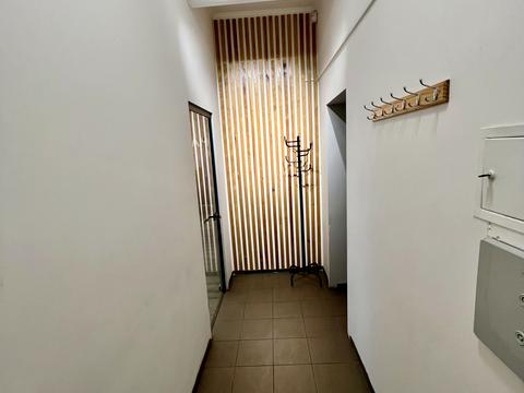 комерційна за адресою Героїв УПА вул., 73