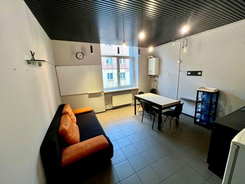 комерційна за адресою Героїв УПА вул., 73