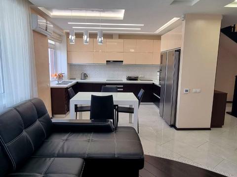 квартира по адресу Кобзаря бульв., 4