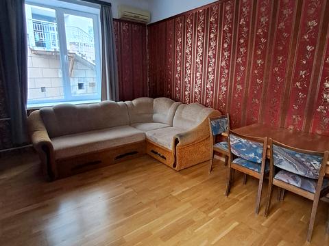 квартира за адресою Білоруська вул., 1