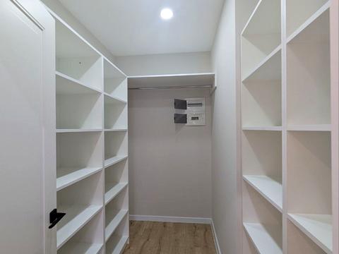 квартира за адресою Височана вул., 18