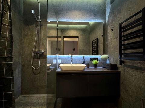 квартира за адресою Зарічна вул., 3-А