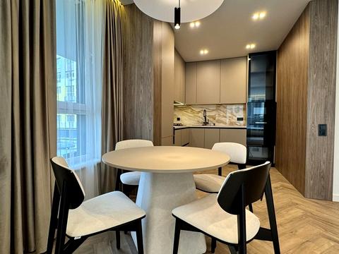 квартира по адресу Героев Майдана ул., 13