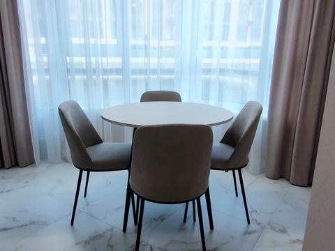 квартира по адресу Молодіжна ул., 10