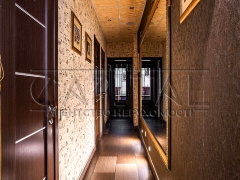 комерційна за адресою Срібнокільська вул., 12