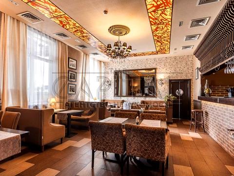 комерційна за адресою Срібнокільська вул., 12