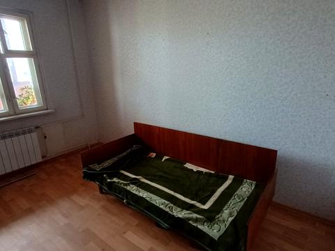 квартира за адресою Анни Ахматової вул., 25