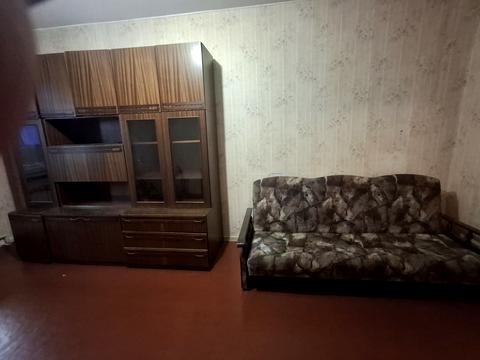 квартира за адресою Анни Ахматової вул., 25