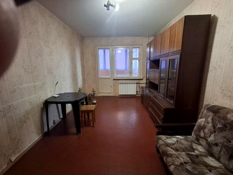 квартира за адресою Анни Ахматової вул., 25