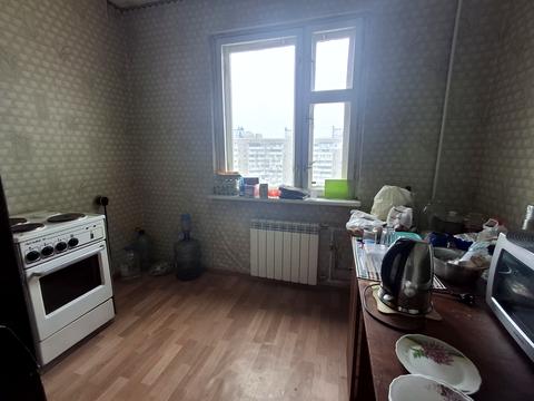 квартира за адресою Анни Ахматової вул., 25