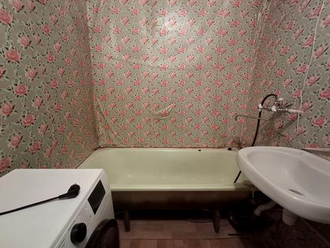 квартира за адресою Анни Ахматової вул., 25