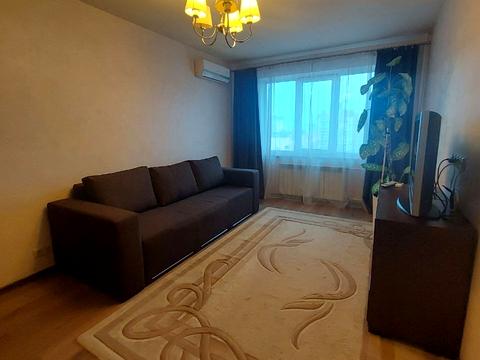 квартира за адресою Володимира Івасюка просп. (Героїв Сталінграду), 25