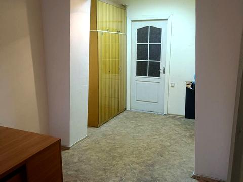 комерційна за адресою Героїв просп., 18