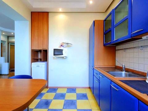 квартира за адресою Круглоуніверситетська вул., 13