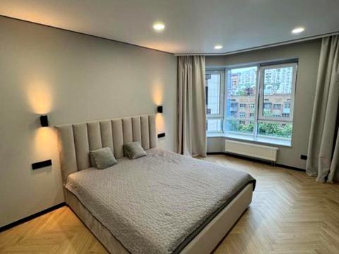 квартира за адресою Золотоустівська вул., 25