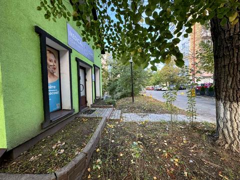 коммерческая по адресу Киев, Николая Михновского бульв. (Дружбы Народов), 30/1Б