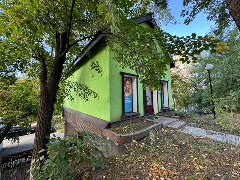 коммерческая по адресу Киев, Николая Михновского бульв. (Дружбы Народов), 30/1Б