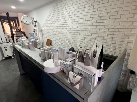 коммерческая по адресу Киев, Николая Михновского бульв. (Дружбы Народов), 30/1Б