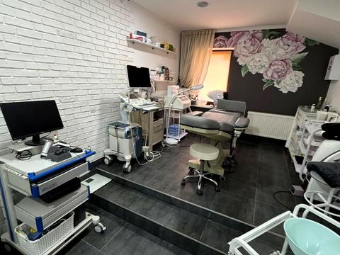 коммерческая по адресу Киев, Николая Михновского бульв. (Дружбы Народов), 30/1Б