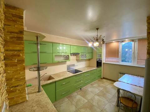 квартира за адресою Миколи Хвильового вул., 1